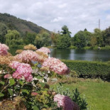 Les Cousines Extérieur