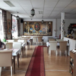 Pitta Egymaro À l'intérieur