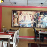 Pitta Egymaro À l'intérieur