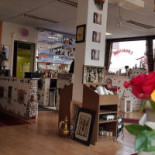 Pitta Egymaro À l'intérieur