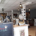 Pitta Egymaro À l'intérieur