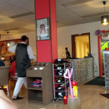 Pitta Egymaro À l'intérieur