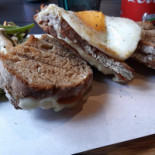 Les Filles D'hortense Nourriture