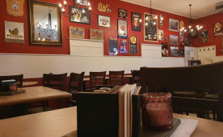 Brasserie Perfect inside