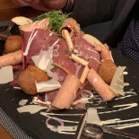 Le St-hu' Nourriture