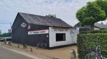 De Slappen Uier Exterior