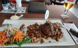 De Slappen Uier Bebida