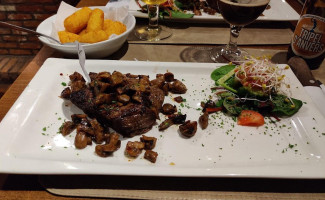 De Slappen Uier Comida