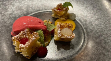 Hostellerie Le Prieure Saint-gery food