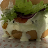 Les Écuries Modernes Nourriture