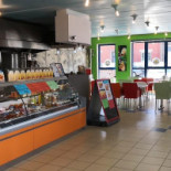 L.m. Snack À l'intérieur