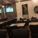 L.m. Snack À l'intérieur