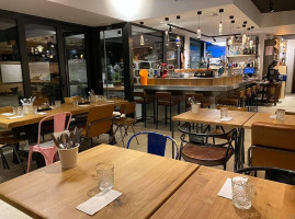 Le 43 À l'intérieur