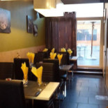 La Cour Interdite Dentro