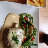 La Cour Interdite Comida