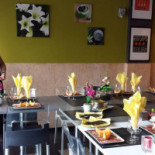 La Cour Interdite Dentro