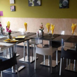 La Cour Interdite Dentro