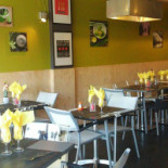 La Cour Interdite Dentro