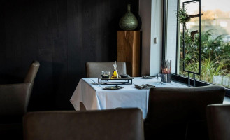 Kris À l'intérieur