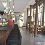 Corre's Food À l'intérieur