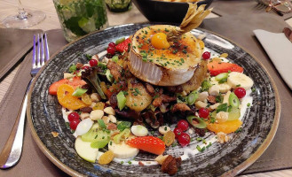 Bizzy Beloy food