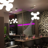 Bizzy Beloy À l'intérieur