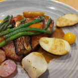 Chermanne Nourriture