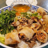 Phở Bánh Mì Comida