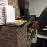 Bona Pizza À l'intérieur