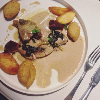 Den Duyventooren Comida