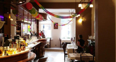 Mamma Mia À l'intérieur