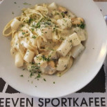 Sportcafé Breeven 2.0 Nourriture