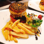 De Goudvink Nourriture