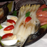 Servaas Café St food