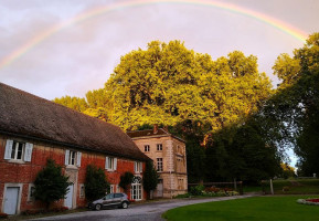 Le Chateau De Strainchamps Extérieur