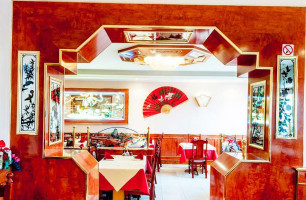 Golden River À l'intérieur