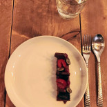 Mistinguett Nourriture