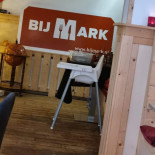 Bijmark À l'intérieur