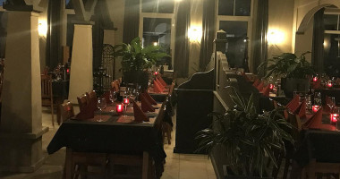 Pizzeria Da Peppino Gasselte inside