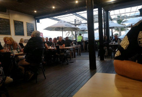 Snackbar Exloo Dentro