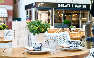 Gelati E Panini Extérieur