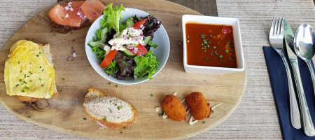 Cafepetit 'de Sportvisser' Yerseke food