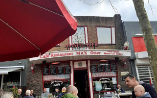 Café Otter Extérieur