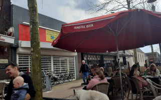 Café Otter Extérieur