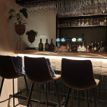 Meat The Butcher Dentro