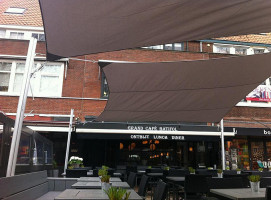 Pizzeria La Vita è Bella Exterior