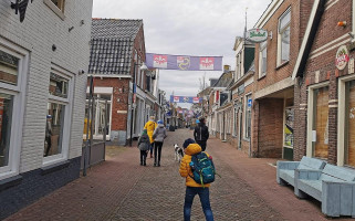 Bistro Jonas In Den Walvis Heeg Esterno