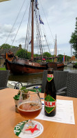 Bistro Jonas In Den Walvis Heeg drink