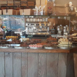 Angelati À l'intérieur