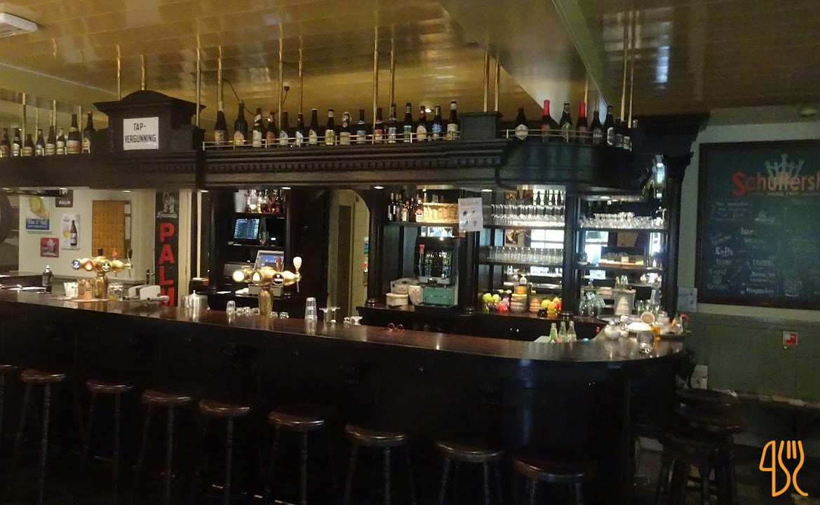 Schuttershof Exterior